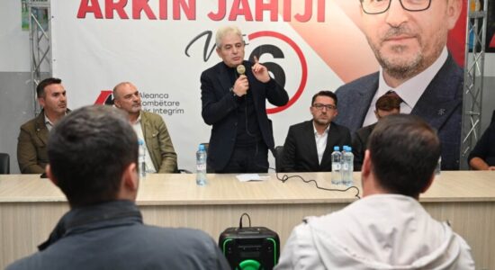 Ali Ahmeti në mbështetje të Arkin Jahijit: Bërvenica meriton më shumë