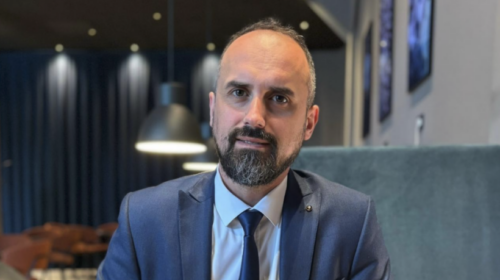 Gjenerata Z dhe kriza e sistemit, kur premtimi i së ardhmes shndërrohet në revoltë politike