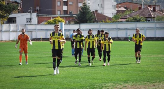 Arsimi dhe Tikveshi ndahen me barazim