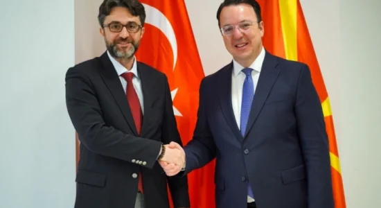 Takim Nikolloski-Aktash: Maqedonia dhe Turqia kanë bashkëpunim të shkëlqyer, ekonomia, turizmi dhe lidhshmëria janë fushat nga interesi i të dy vendeve