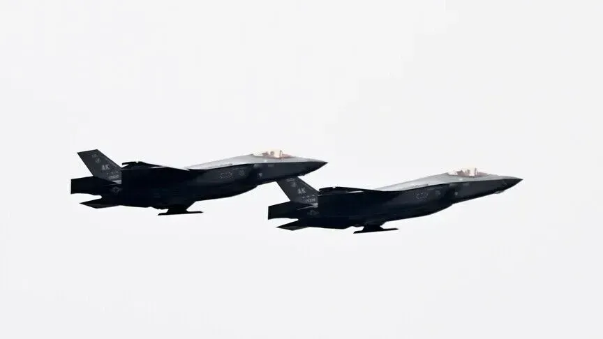 Dokumenti i Kongresit tregon se 81 avionë amerikanë janë humbur ose dëmtuar gjatë luftës me Iranin