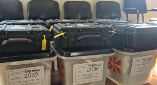 (VIDEO) Bërvenica zgjedh kryetarin e ri, parregullsi të vogla gjatë votimit