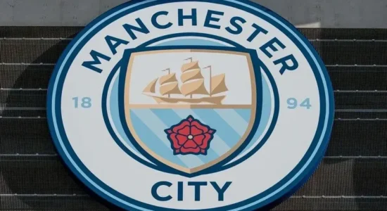Zbritje pikësh, rënie nga kategoria apo heqje titujsh: Çfarë mund t’i ndodhë Manchester Cityt?