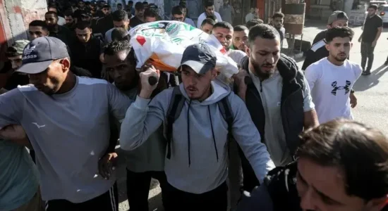 Izraeli vazhdon shkeljet e armëpushimit në Gaza, vriten dy palestinezë