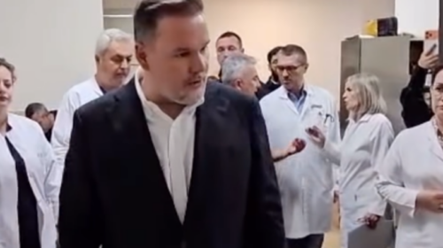 Ministri Demo viziton në spital efektivët: 51 punonjës policie të lënduar në protestë