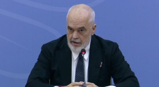 “2,500 euro për çdo efektiv policie në vijën e parë të përballjes me protestuesit”, Rama: Shteti do ta fitojë këtë betejë