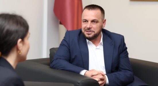 “48 baza pranë kufirit me Kosovën”, Maqedonci tërheq paralele mes Serbisë dhe Rusisë