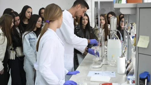 Universiteti i Tetovës e shënoi Ditën Botërore të Ushqimit me fokus tek inovacioni dhe ushqyerja e shëndetshme