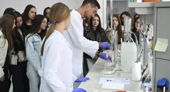 Universiteti i Tetovës e shënoi Ditën Botërore të Ushqimit me fokus tek inovacioni dhe ushqyerja e shëndetshme