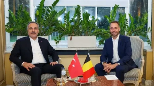 Ministri i Jashtëm turk takohet me homologun belg në Bruksel
