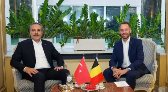 Ministri i Jashtëm turk takohet me homologun belg në Bruksel