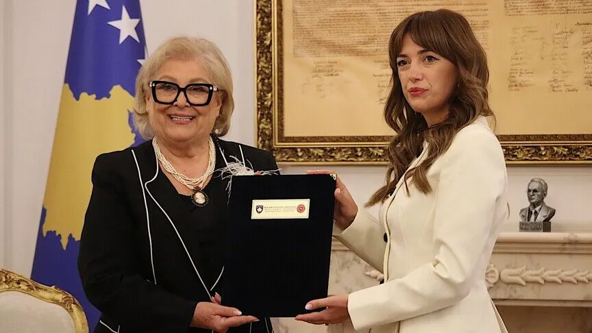 Justina Shiroka-Pula merr zyrtarisht detyrën e Presidentes së Republikës së Kosovës