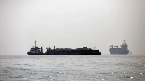 Irani shënjestron 6 anije pranë Hormuzit brenda një dite, shifra më e lartë që nga fillimi i luftës me SHBA-në