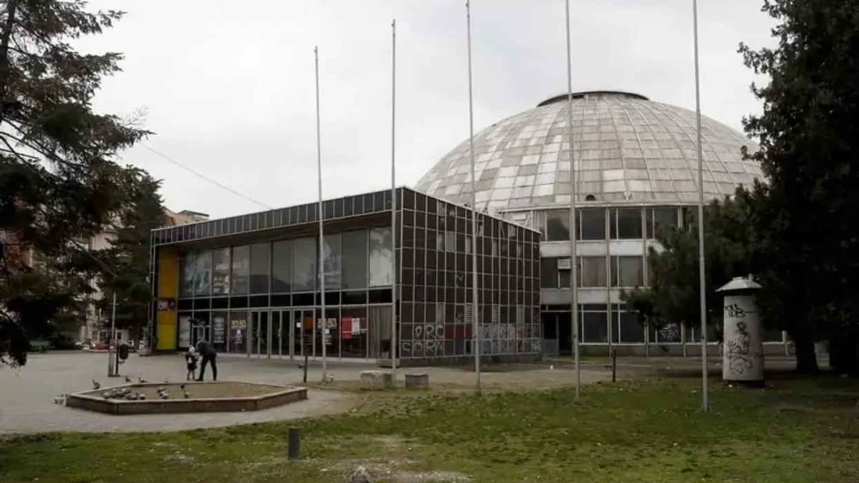 Salla Universale nuk do të quhet Vllado Janevski, propozimi nuk mori mbështetje në Këshillin e Qytetit të Shkupit