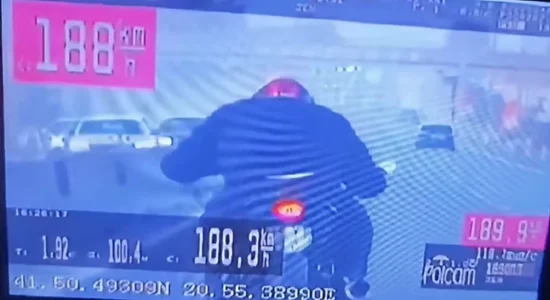 Drejtonte motoçikletën me shpejtësi prej 188 km/h, privohet nga liria 27 vjeçari nga Gostivari