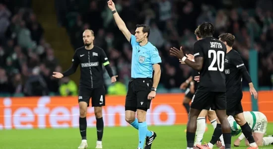 Caktohen gjyqtarët për El Clasicon mes Barcelonës dhe Real Madridit