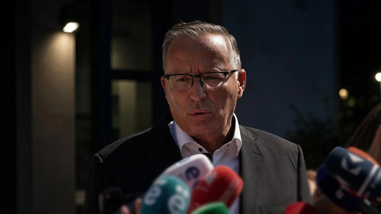 Hamza pas takimit me Kurtin: Të miratohet ligji për Specialen, pastaj jemi të gatshëm të votojmë Presidentin