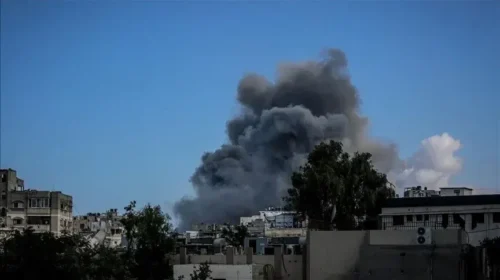 Vritet një grua palestineze dhe dy të tjerë plagosen nga sulmi izraelit në Gaza