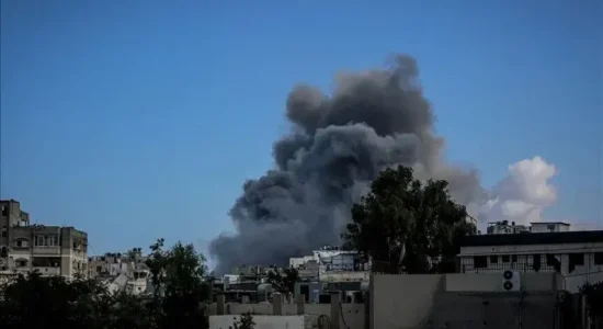 Vritet një grua palestineze dhe dy të tjerë plagosen nga sulmi izraelit në Gaza