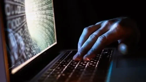 Kompania japoneze e internetit: Të dhënat e rreth 950 mijë anëtarëve u vodhën në një sulm kibernetik
