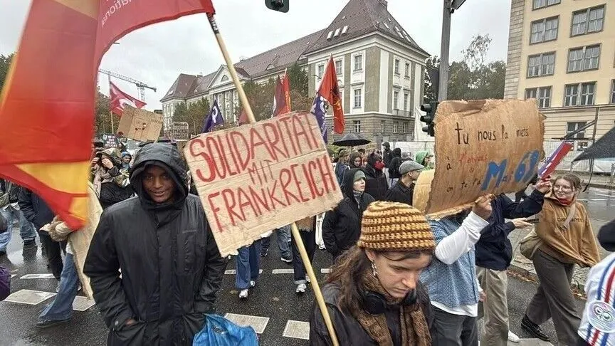 Grupet e Gjeneratës Z në Gjermani bëjnë thirrje për protesta në 23 qytete kundër shkurtimeve dhe rekrutimit ushtarak