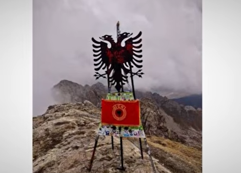 (VIDEO) Federata Shqiptare e Alpinizmit dënon heqjen e shqiponjës nga Korabi