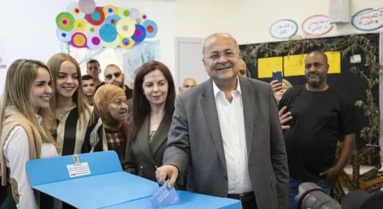 Lista e Përbashkët Arabe i shtrin dorën bllokut të Eisenkotit për të rrëzuar qeverinë e Netanyahut