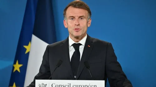Macron refuzon dorëheqjen e ministrit të Brendshëm pas trazirave në Francë