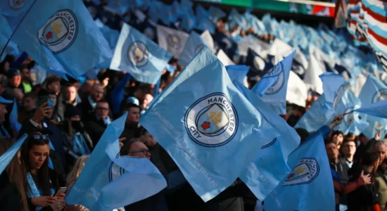 Anglezët pretendojnë se nuk do të ketë presion politik në rastin e Manchester Cityt