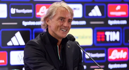 Italia, Roberto Mancini lë 9 futbollistë jashtë skuadre për ndeshjen me Francën