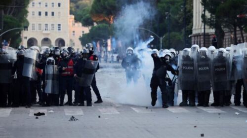 Moska i përgjigjet Ramës mbi akuzat për ndërhyrje në protestat në Shqipëri