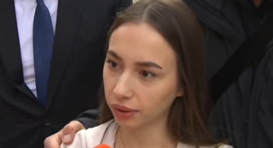 (VIDEO) Shtetësja bullgare me proces gjyqësor largohet nga RMV
