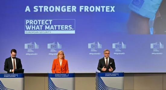 BE-ja propozon t’i japë Frontex-it kompetenca për kthimin e emigrantëve nga një vend i tretë në tjetrin