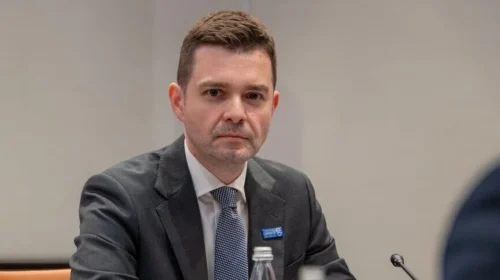 Mucunski: Korridorin VIII është një vizion strategjik që tejkalon kufijtë, duhet zbatim konkret dhe jo vetëm takime