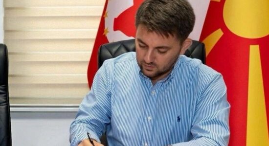 Sallë e re sportive në Medresenë “Isa Beu”, Elmazi: Të rinjtë meritojnë kushte më të mira