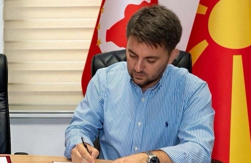 Sallë e re sportive në Medresenë “Isa Beu”, Elmazi: Të rinjtë meritojnë kushte më të mira