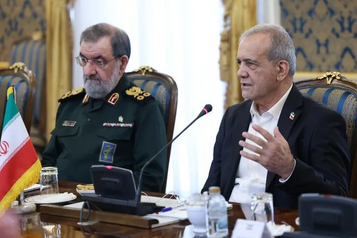 Pezeshkian: Irani i gatshëm të ndërmarrë hapa drejt bashkëpunimit rajonal dhe zgjidhjes së dallimeve