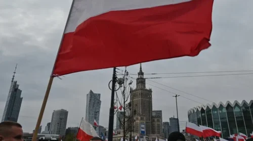 Polonia “nuk do ta pranojë kurrë rikthimin te biznesi si zakonisht” me Rusinë sa i përket varësisë energjetike
