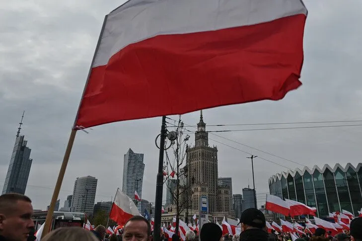 Polonia “nuk do ta pranojë kurrë rikthimin te biznesi si zakonisht” me Rusinë sa i përket varësisë energjetike