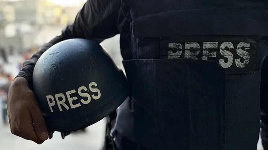 Të shtënat izraelite plagosin fotoreporterin e Anadolu-t në Bregun Perëndimor të pushtuar