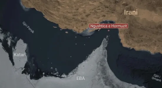 IRGC-ja e Iranit njofton goditjen e “supercisternës” së tretë “shkelëse” brenda dy ditësh në Hormuz