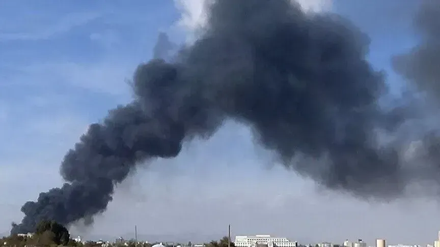 Sulm ndaj aeroportit ndërkombëtar “Mbreti Khalid” në Riad, një i vdekur dhe 11 të plagosur