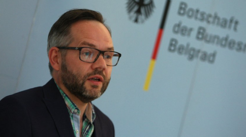 Ish-ministri gjerman i reagon Daçiqit: Pretendimet ndaj një fqinji e çojnë drejt luftës, jo BE-së