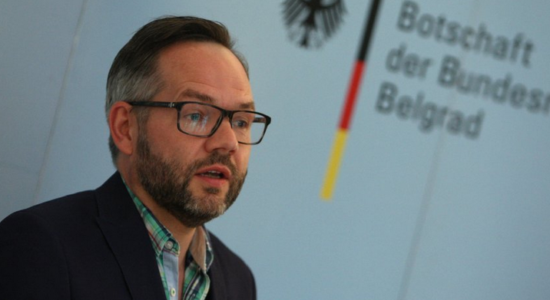 Ish-ministri gjerman i reagon Daçiqit: Pretendimet ndaj një fqinji e çojnë drejt luftës, jo BE-së