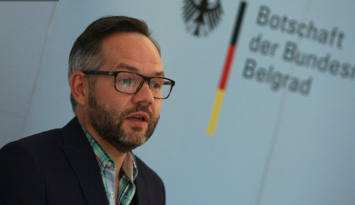 Ish-ministri gjerman i reagon Daçiqit: Pretendimet ndaj një fqinji e çojnë drejt luftës, jo BE-së