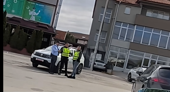 Plagoset një person në Saraj në makinën e tij, MPB me detaje për rastin