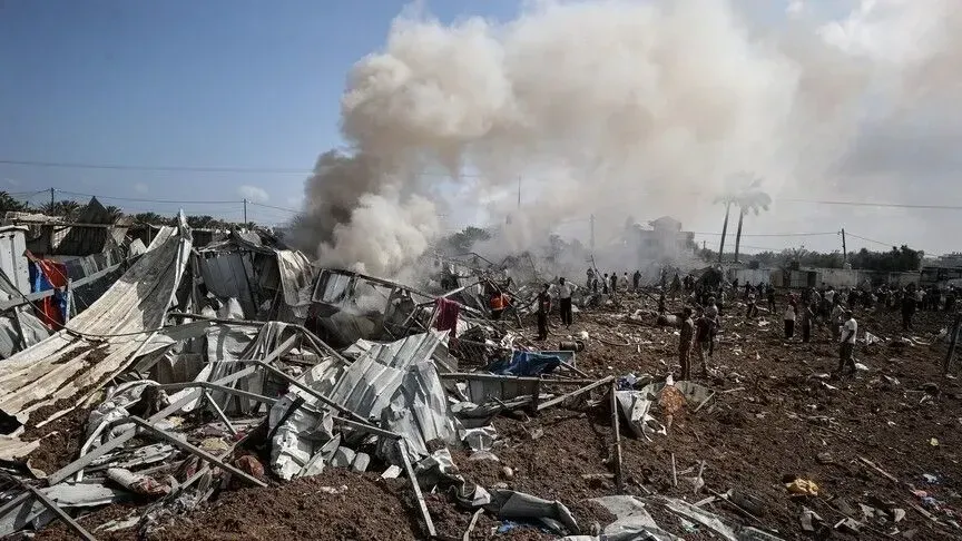 Ushtria izraelite djeg kampin e të zhvendosurve në Gaza, mbeten të pastrehë 800 palestinezë