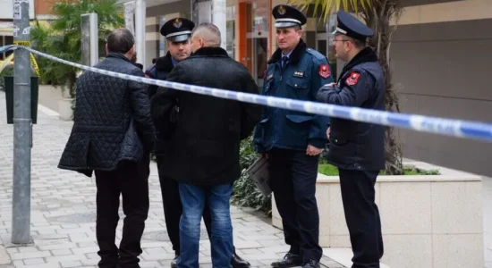 Shqipëri, kërcënime për mjete shpërthyese në institucione