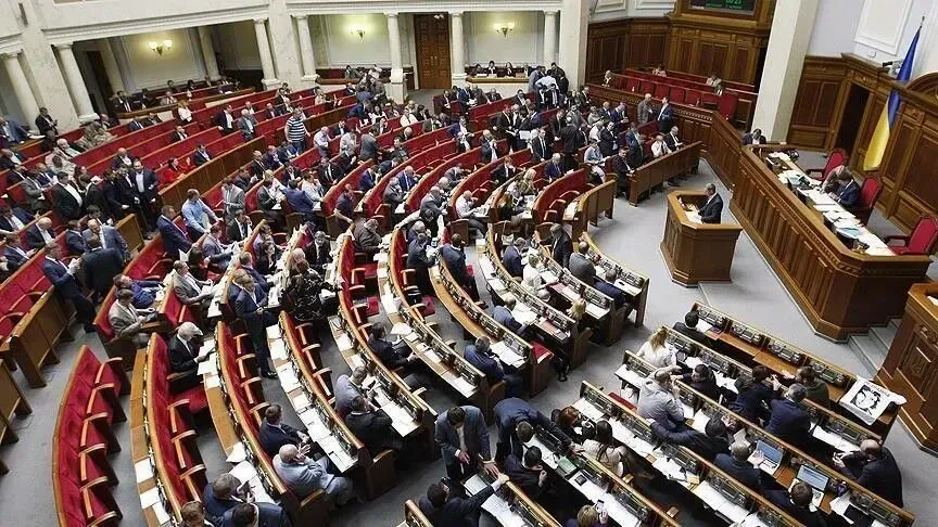 Ukraina zgjat ligjin ushtarak deri në janar 2027