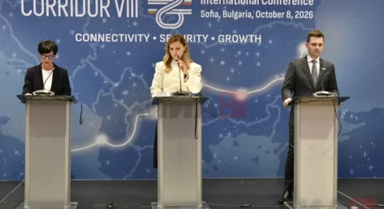 Mucunski: Rruga e Maqedonisë drejt BE-së duhet të bazohet në meritë, jo të rënduar nga historia dhe e kaluara